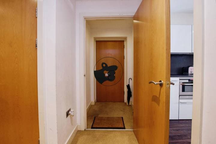 2 bedrooms apartment for sale in Nottingham, United Kingdom - Image 5