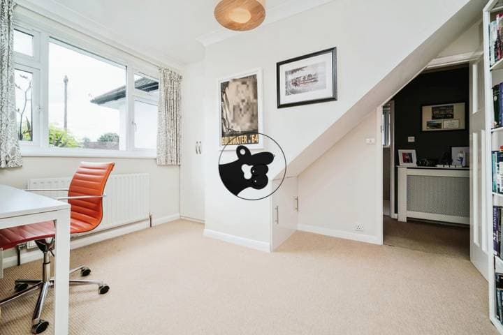 3 bedrooms house for sale in Walton-On-Thames, United Kingdom - Image 8