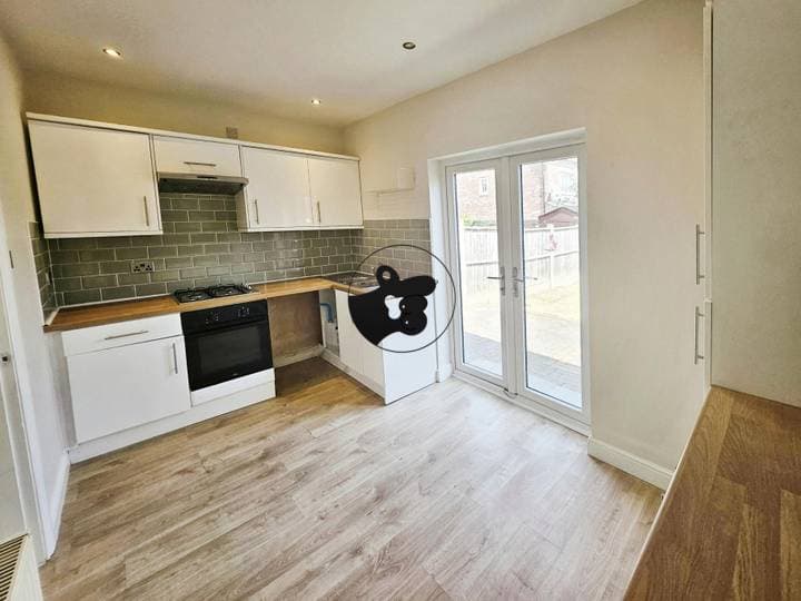 2 bedrooms house for sale in Liverpool, United Kingdom - Image 5