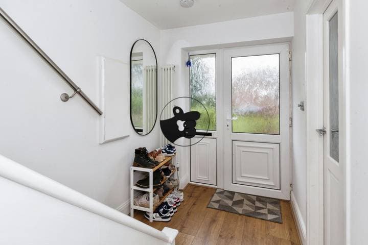 3 bedrooms house for sale in Slough, United Kingdom - Image 2