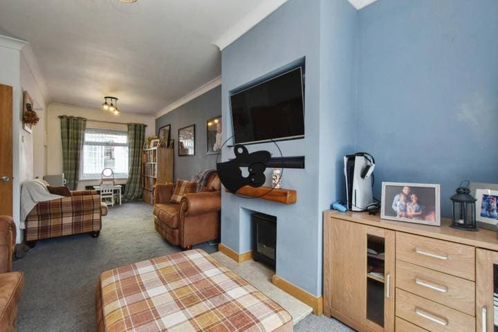 4 bedrooms house for sale in Llanelli, United Kingdom - Image 3