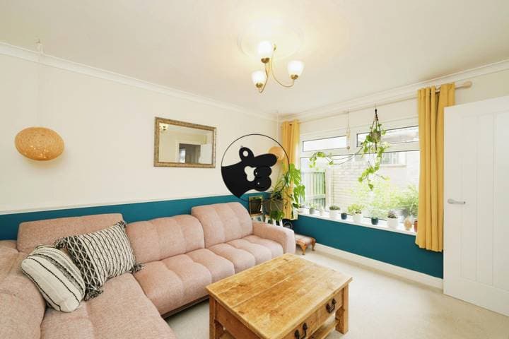 2 bedrooms house for sale in Caldicot, United Kingdom - Image 3