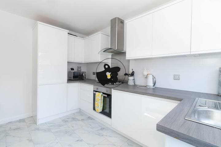 2 bedrooms house for sale in Dundee, United Kingdom - Image 9