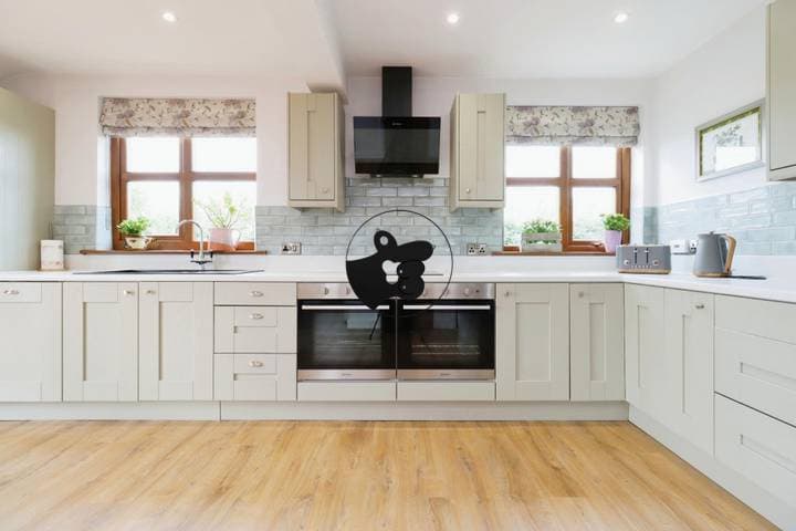 3 bedrooms house for sale in Shrewsbury, United Kingdom - Image 8