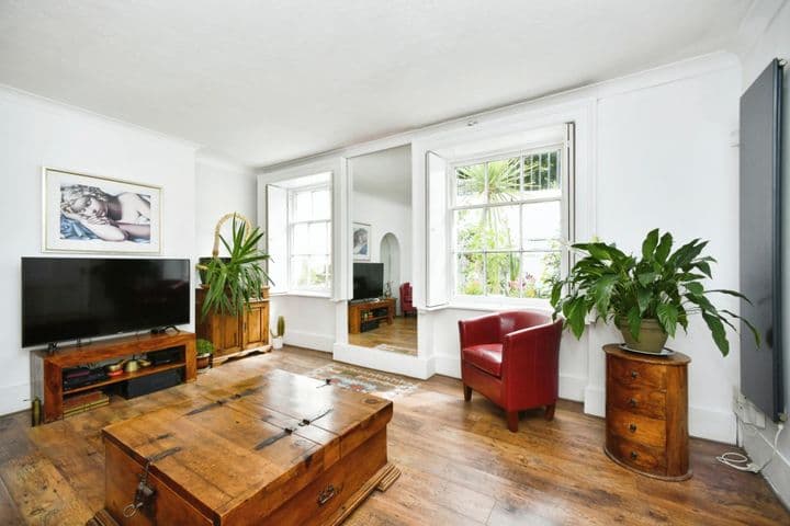 2 bedrooms apartment for sale in Brighton, United Kingdom - Image 9