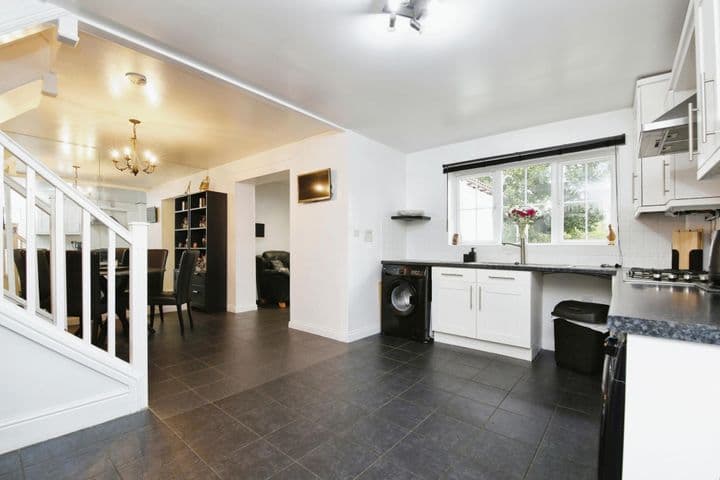 3 bedrooms house for sale in Newcastle Upon Tyne, United Kingdom - Image 5