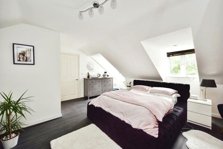 5 bedrooms house for sale in Chatham, United Kingdom - Image 8