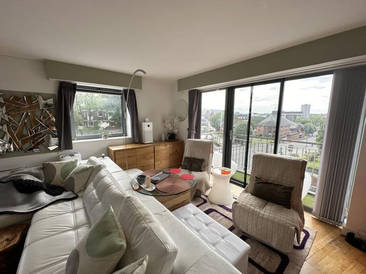 1 bedroom apartment for sale in Birmingham, United Kingdom - Image 12