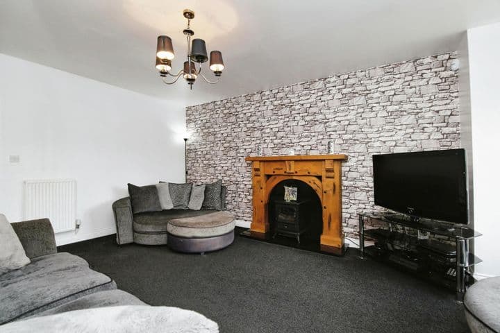 3 bedrooms house for sale in Newcastle Upon Tyne, United Kingdom - Image 2