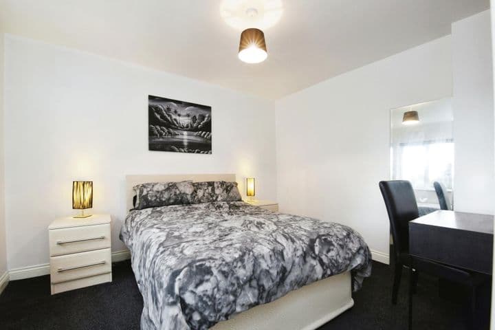 3 bedrooms house for sale in Newcastle Upon Tyne, United Kingdom - Image 11