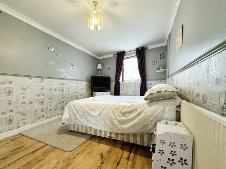 3 bedrooms apartment for sale in Glasgow, United Kingdom - Image 7