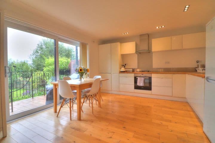 3 bedrooms house for sale in Glasgow, United Kingdom - Image 6