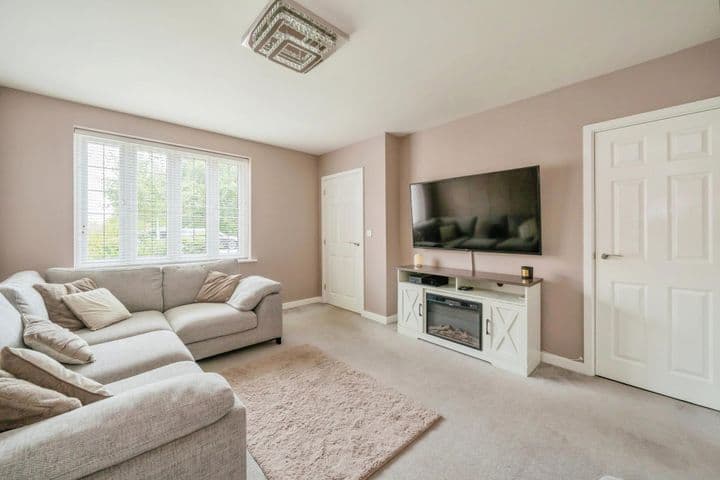 3 bedrooms house for sale in Warrington, United Kingdom - Image 7