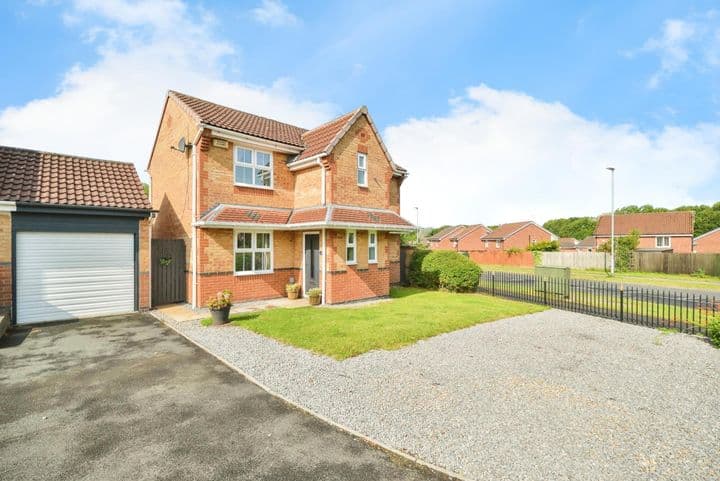 3 bedrooms house for sale in Middlesbrough, United Kingdom - Image 2