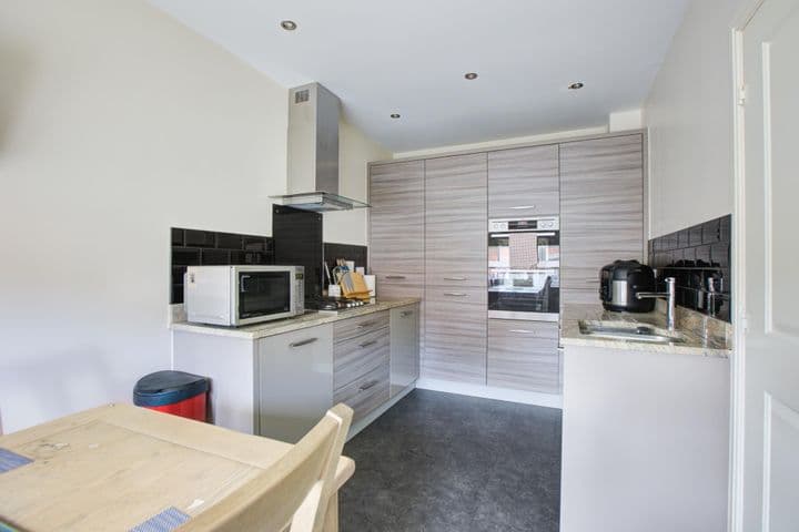 3 bedrooms house for sale in Manchester, United Kingdom - Image 3