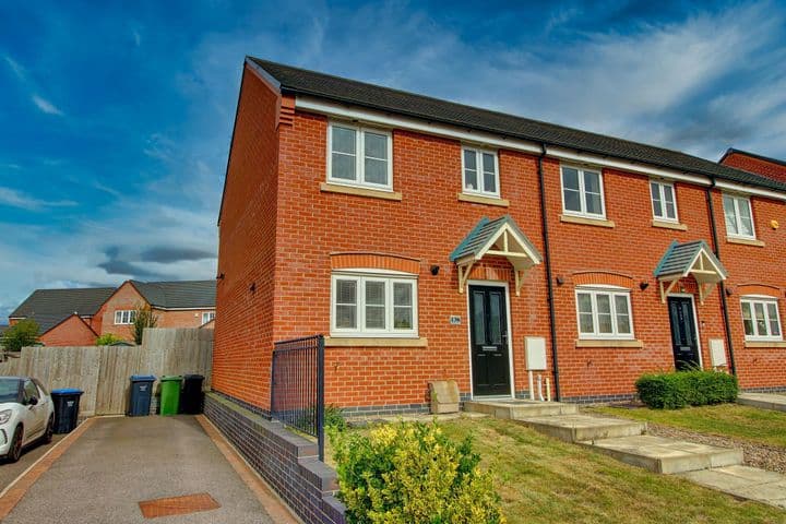 3 bedrooms house for sale in Leicester, United Kingdom - Image 2