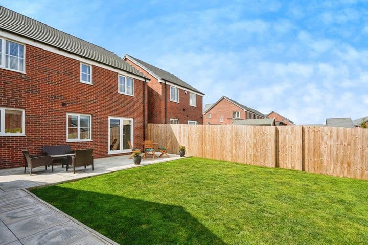 5 bedrooms house for sale in Gloucester, United Kingdom - Image 4