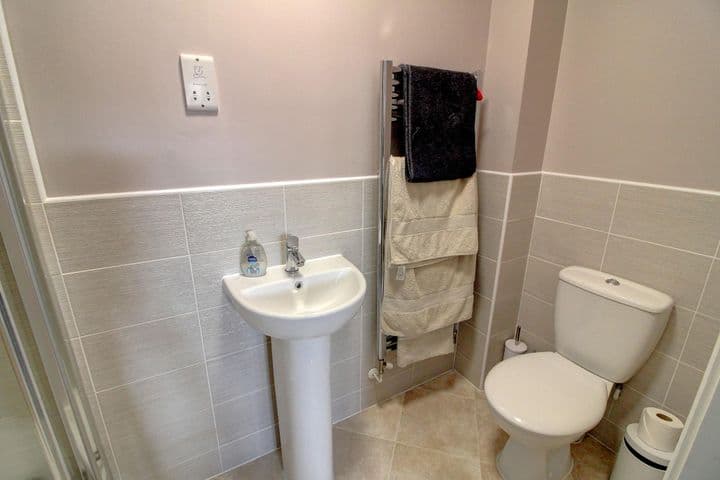 3 bedrooms house for sale in Leicester, United Kingdom - Image 12