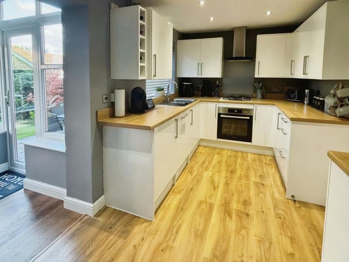 4 bedrooms house for sale in Worksop, United Kingdom - Image 3