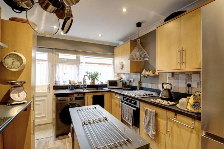 2 bedrooms house for sale in Lytham St. Annes, United Kingdom - Image 8