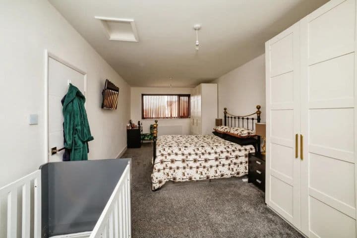 4 bedrooms house for sale in Doncaster, United Kingdom - Image 10