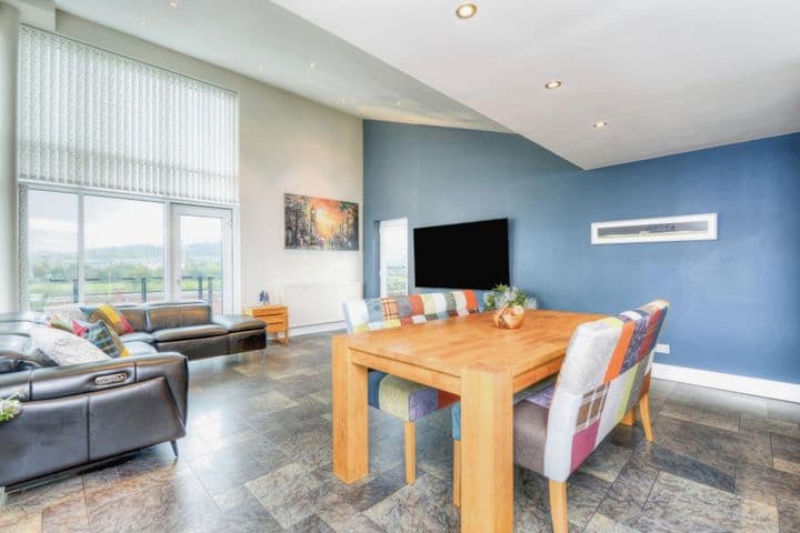 3 bedrooms house for sale in Edinburgh City Centre, United Kingdom - Image 3