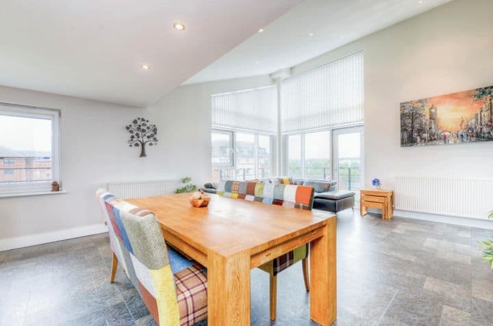 3 bedrooms house for sale in Edinburgh City Centre, United Kingdom - Image 2