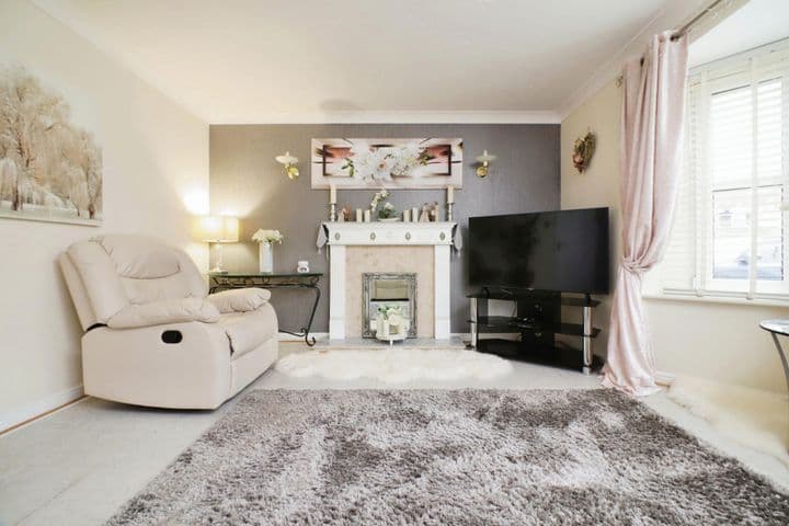 3 bedrooms house for sale in Glasgow, United Kingdom - Image 3