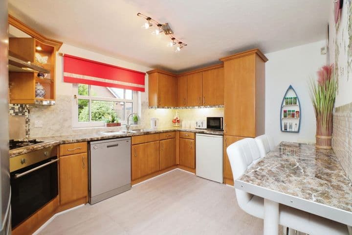 3 bedrooms house for sale in Glasgow, United Kingdom - Image 5