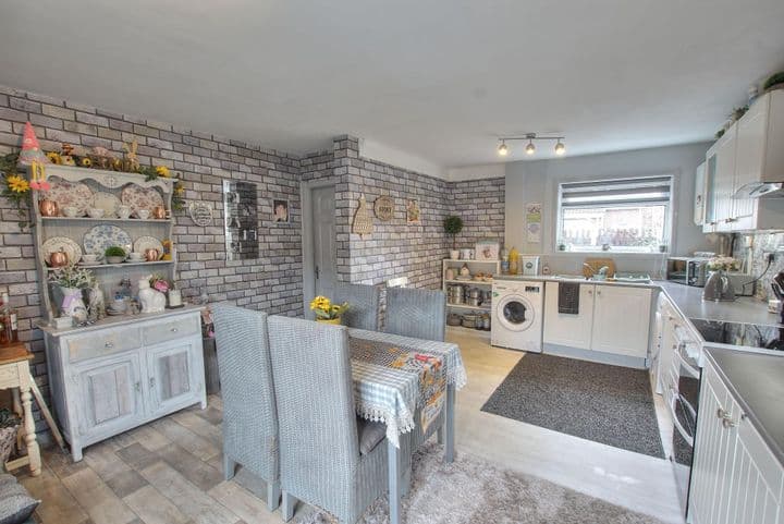 4 bedrooms house for sale in Warrington, United Kingdom - Image 3