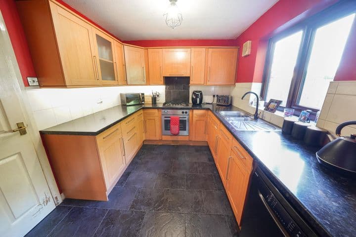 4 bedrooms house for sale in Llanelli, United Kingdom - Image 9