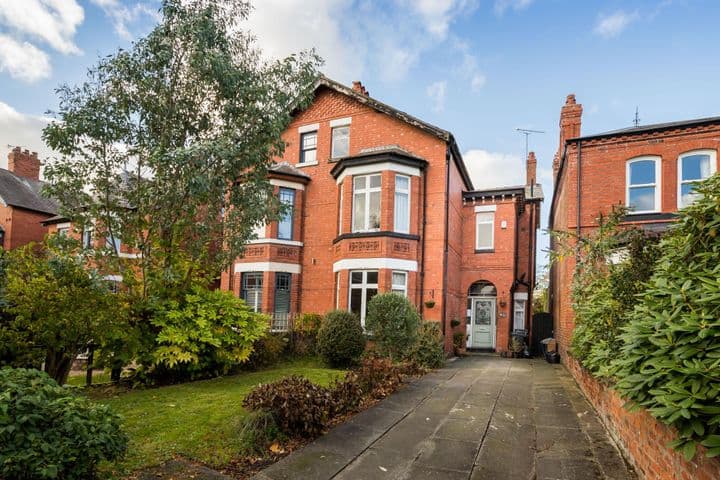 5 bedrooms house for sale in Chester, United Kingdom - Image 2