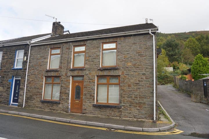 4 bedrooms house for sale in Tonypandy, United Kingdom - Image 2