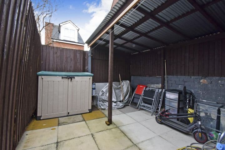 3 bedrooms house for sale in Leicester, United Kingdom - Image 3