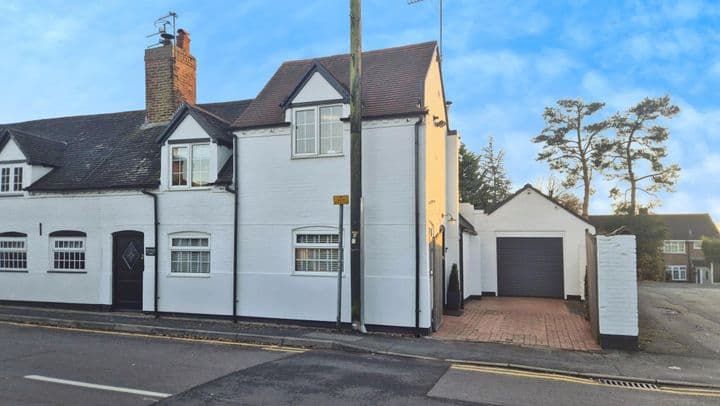 4 bedrooms house for sale in Stafford, United Kingdom - Image 2