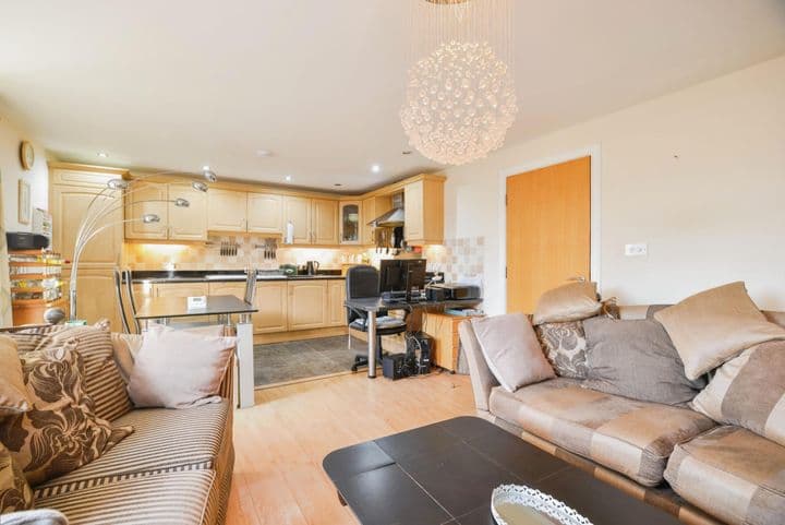 2 bedrooms apartment for sale in Middlesbrough, United Kingdom - Image 3