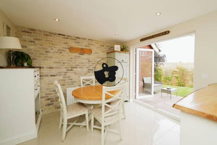 3 bedrooms house for sale in Caldicot, United Kingdom - Image 7