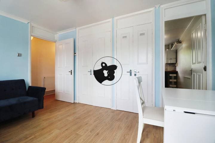 1 bedroom house for sale in Billericay, United Kingdom - Image 4