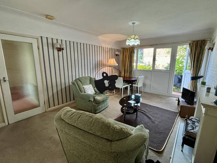 2 bedrooms apartment for sale in Prenton, United Kingdom - Image 9