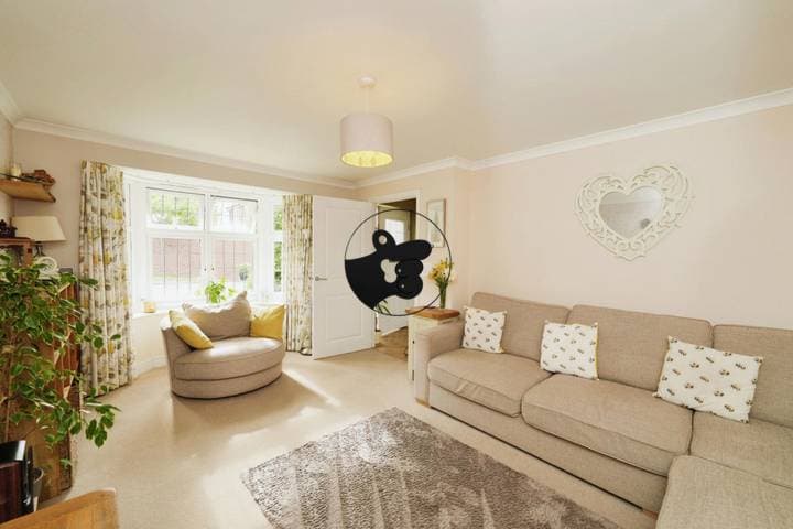 3 bedrooms house for sale in Caldicot, United Kingdom - Image 5