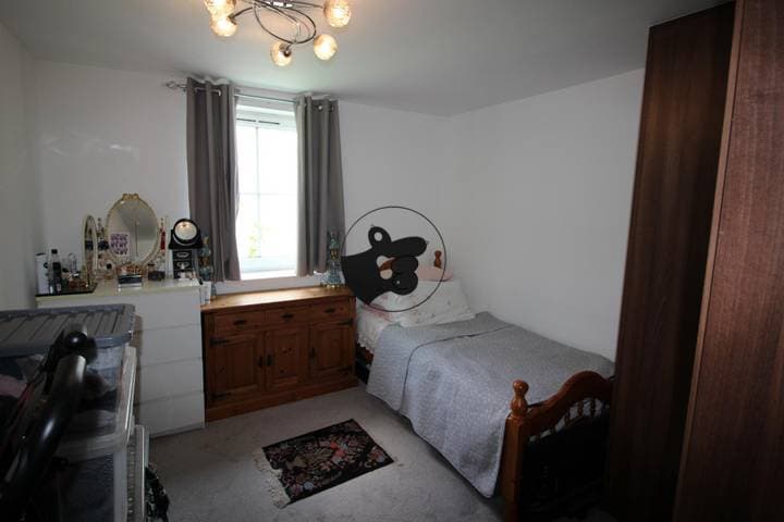 1 bedroom apartment for sale in Edgware, United Kingdom - Image 6