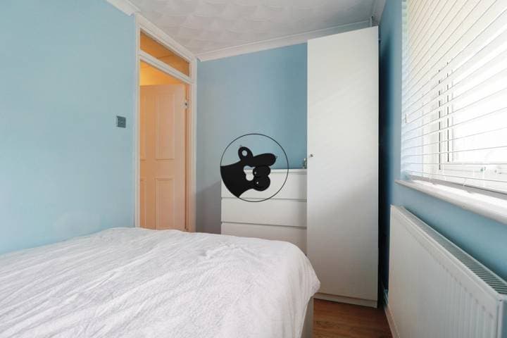 1 bedroom house for sale in Billericay, United Kingdom - Image 8