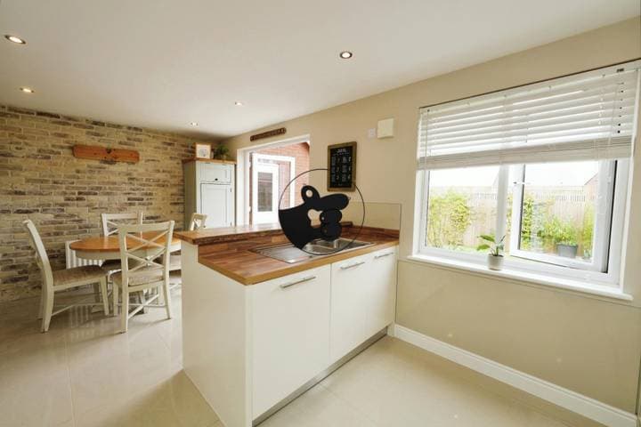 3 bedrooms house for sale in Caldicot, United Kingdom - Image 6