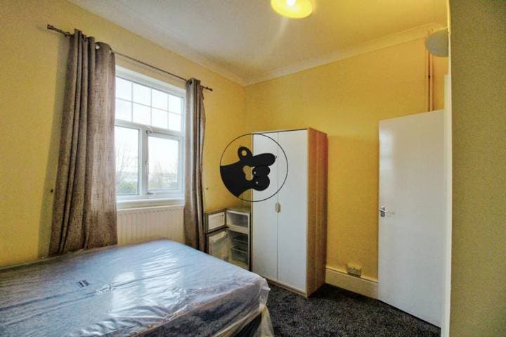 6 bedrooms house for sale in Birmingham, United Kingdom - Image 28