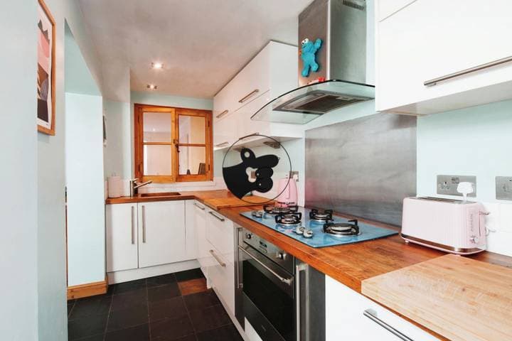 2 bedrooms house for sale in Hove, United Kingdom - Image 4