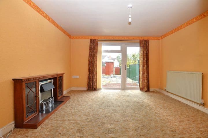 2 bedrooms house for sale in Streetly, United Kingdom - Image 3