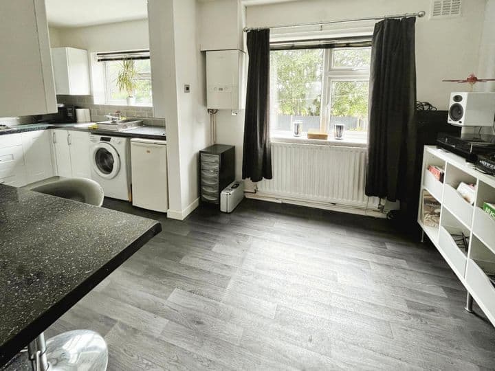 2 bedrooms house for sale in Stoke-On-Trent, United Kingdom - Image 10