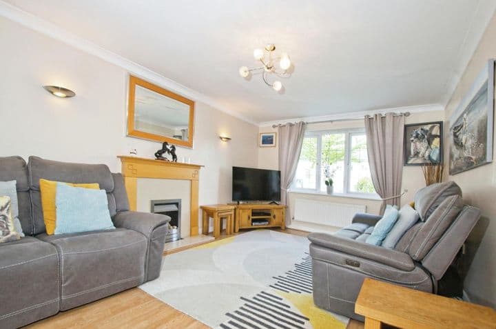 5 bedrooms house for sale in Newport, United Kingdom - Image 5