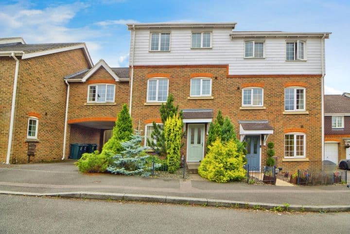 4 bedrooms house for sale in Ashford, United Kingdom - Image 2