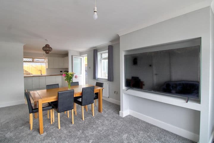 2 bedrooms house for sale in Newport, United Kingdom - Image 6